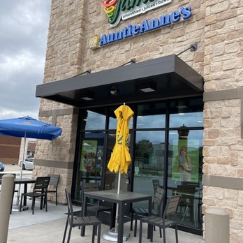 Jamba - the outside of a restaurant with tables and umbrellas - Juice Bars & Smoothies Near Me - Wylie, Texas Jamba - the outside of a restaurant with tables and umbrellas - Juice Bars & Smoothies Near Me - Wylie, Texas