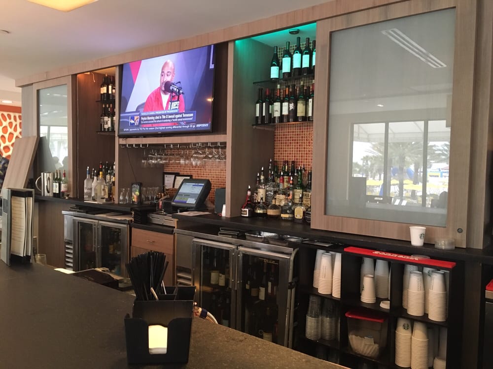 Coasters Lounge Image