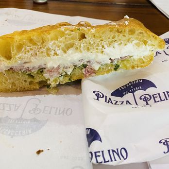 Piazza Pelino - Della Casa Prosciutto di Parma DOP, Stracciatella, Pesto Genovese IGP - Sandwiches Near Me - Columbus, Ohio