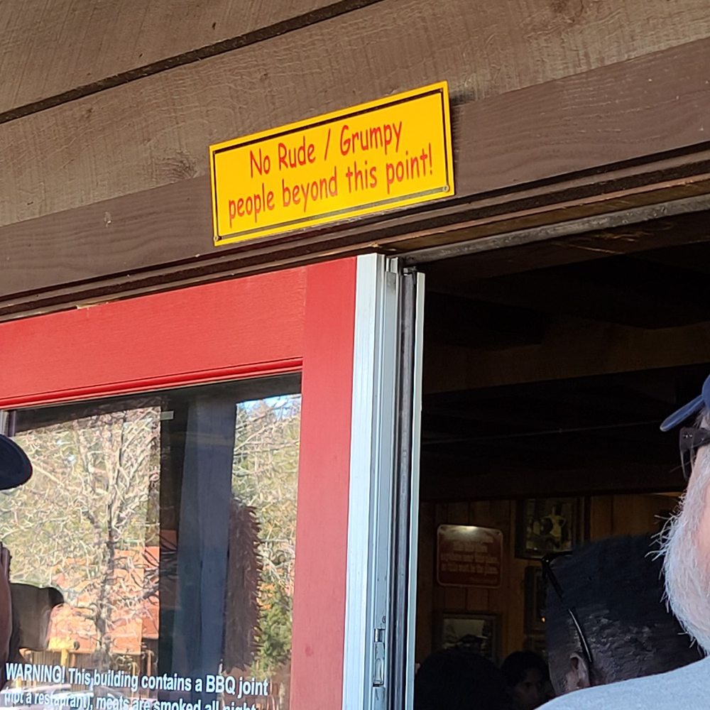 Mad Jack's Mountaintop Barbecue - No room for grumps! - Barbeque Near Me - Cloudcroft, New Mexico
