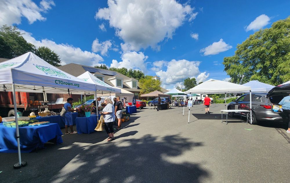 East Granby Farmers Market Logo