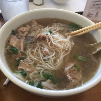 Pho Hong Phat - Do the flanky panky and you eat lots of soup... that's what it's all about - Vietnamese Near Me - Long Beach, California Pho Hong Phat - Do the flanky panky and you eat lots of soup... that's what it's all about - Vietnamese Near Me - Long Beach, California