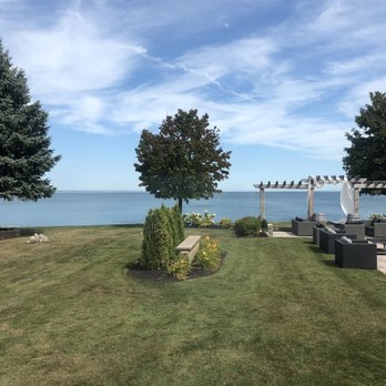 Edgewater Manor Restaurant - Venues & Event Spaces Near Me - Stoney Creek, Ontario Edgewater Manor Restaurant - Venues & Event Spaces Near Me - Stoney Creek, Ontario