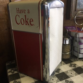 Mountain Lyon Cafe - Cool napkin holder - Breakfast & Brunch Near Me - Silverthorne, Colorado Mountain Lyon Cafe - Cool napkin holder - Breakfast & Brunch Near Me - Silverthorne, Colorado