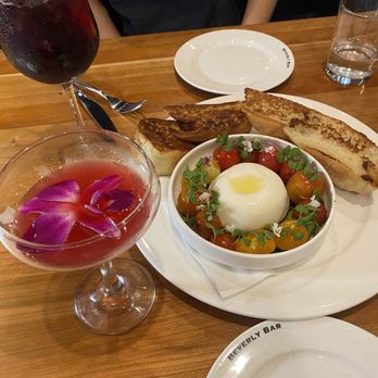 Beverly Bar - Burrata, cat's meow, Jamaican me crazy - Wine Bars Near Me - Beverly Hills, California