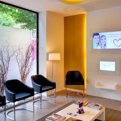 Clínica Dental Aída Pellejero - SALA DE ESPERA GENERAL