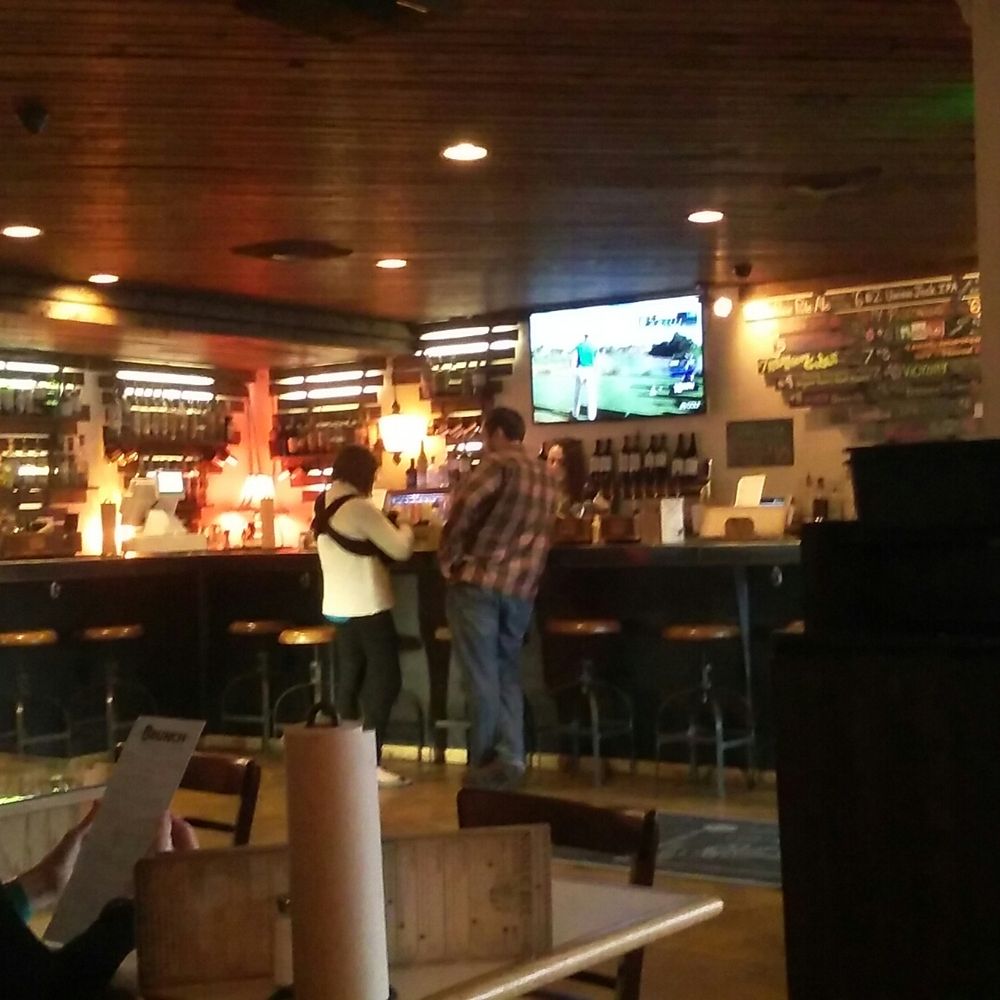 Noble Pie Parlor - Midtown - Chicken Wings Near Me - Reno, Nevada