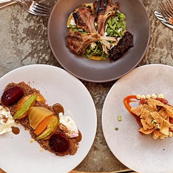 The Foundry at Summit Pond - Lamb lollipops, beet & burrata and tuna app - American Near Me - Killington, Vermont