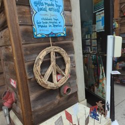 Smoobage - Cute place if you are looking for a gift or splurge on yourself.