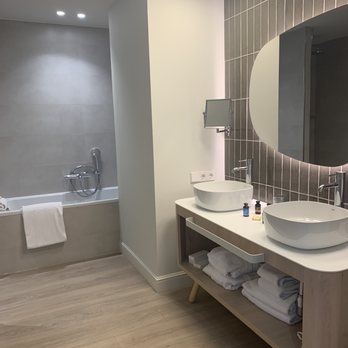 Me  Terramar - Hotels Near Me - Sitges, B