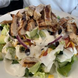 W's Bar and Restaurant - Tex-Mex Salad with grilled chicken... tasty!
