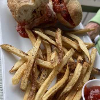 Leo's Ristorante - The Leo Sandwich - Pizza Near Me - Bristol, Rhode Island