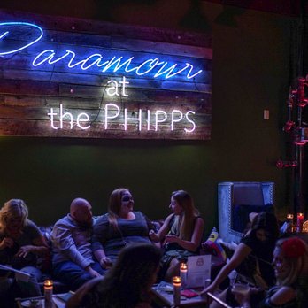 Paramour - @daphatsphotos ~ instagram - Cocktail Bars Near Me - San Antonio, Texas