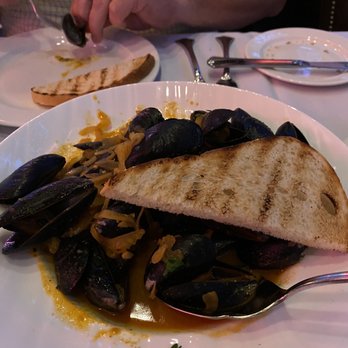 Hemenway's Restaurant - Mussels in curry sauce - Seafood Near Me - Providence, Rhode Island