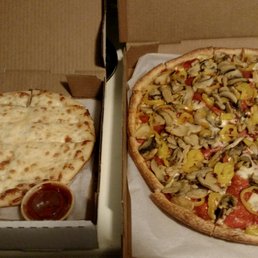 Large (12 slice) pepperoni, mushroom, and mild peppers and small cheesy bread for $21.25. Very tasty Large (12 slice) pepperoni, mushroom, and mild peppers and small cheesy bread for $21.25. Very tasty