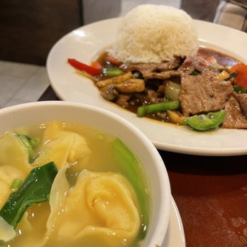 Sunny Thai - Thai Near Me - Arlington, Texas