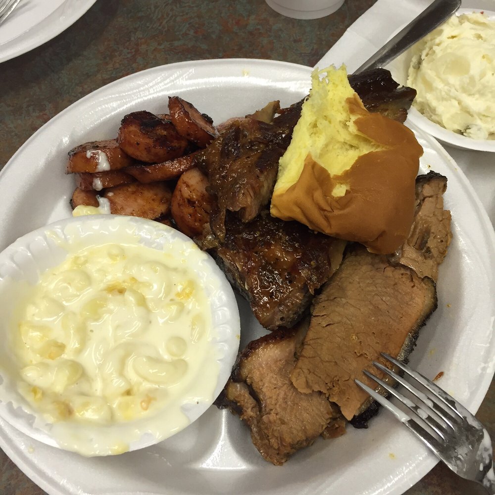 Rochelle's Bar None BBQ - Barbeque Near Me - Hurricane Mills, Tennessee Rochelle's Bar None BBQ - Barbeque Near Me - Hurricane Mills, Tennessee