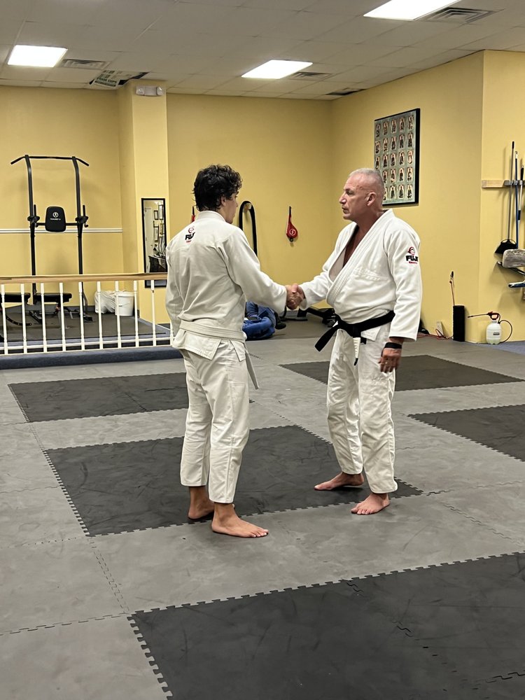 Gracie Dade City Image