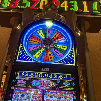 Wanaaha Casino - Wheel of fortune $5 machine. I got the bonus fairly soon. - Casinos Near Me - Bishop, California