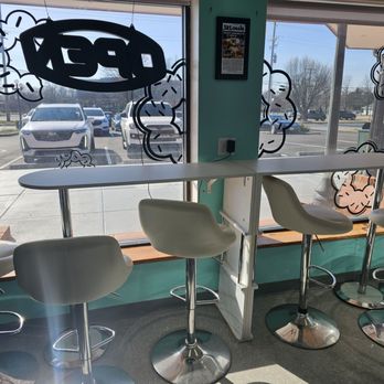 Mochi Donut Factory - Seating area - Donuts Near Me - Ellisville, Missouri Mochi Donut Factory - Seating area - Donuts Near Me - Ellisville, Missouri