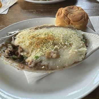 The Dublin Village Tavern - Shepard's Pie - Pubs Near Me - Dublin, Ohio The Dublin Village Tavern - Shepard's Pie - Pubs Near Me - Dublin, Ohio
