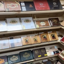 Tobacco 2Go - Cigar selection, cigar room