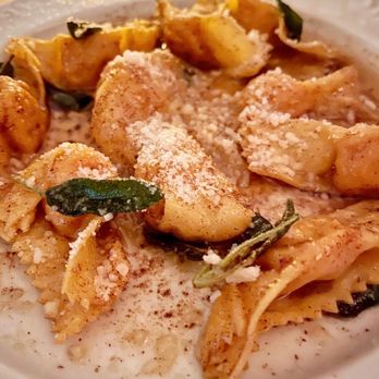 Funke - Tortelli with winter squash and brown butter sage sauce - Italian Near Me - Beverly Hills, California Funke - Tortelli with winter squash and brown butter sage sauce - Italian Near Me - Beverly Hills, California