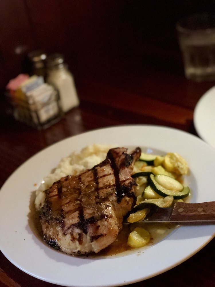 CAST IRON GRILL AND BAR 441 Photos & 688 Reviews Bars 700 Main St, Suisun City, CA