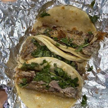 Taqueria El Viejon - Carnitas tacos - Tacos Near Me - Anaheim, California