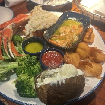 Red Lobster - The best plate ever - Seafood Near Me - San Jose, California