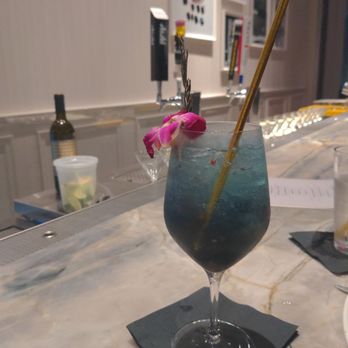 Beehive - Bee naughty spritz was amazing - Cocktail Bars Near Me - Dallas, Texas