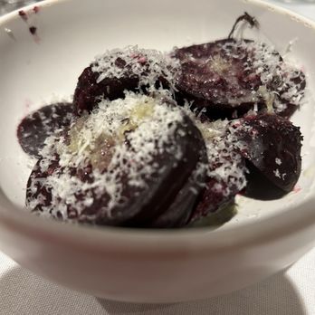 Cafe Beaujolais - Locally grown beets - Breakfast & Brunch Near Me - Mendocino, California