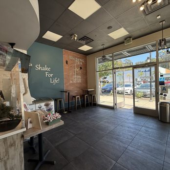Ding Tea - Interior - Bubble Tea Near Me - San Diego, California