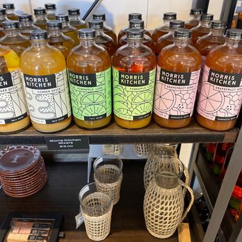 Dillon Beach Coastal Kitchen - Mixers! - New American Near Me - Dillon Beach, California