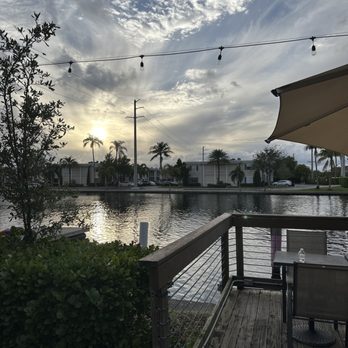 Brewfish Bar & Grill - Good place - Bars Near Me - Pompano Beach, Florida