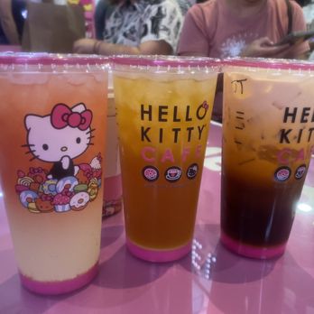 Hello Kitty Cafe - Strawberry lemonade, peach iced tea, and nasty Thai tea (so so sad) - Desserts Near Me - Las Vegas, Nevada Hello Kitty Cafe - Strawberry lemonade, peach iced tea, and nasty Thai tea (so so sad) - Desserts Near Me - Las Vegas, Nevada