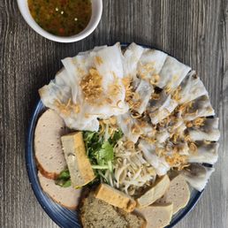 Special with pork and fried onion