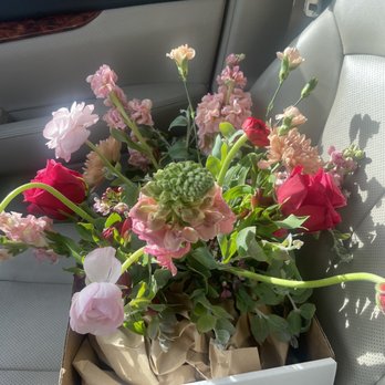 Native Poppy - I Got You Babe arrangement - Florists Near Me - San Diego, California Native Poppy - I Got You Babe arrangement - Florists Near Me - San Diego, California