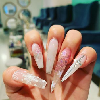 T&A Nails and Spa - Biogel Christmas designs - Nail Salons Near Me - Toronto, Ontario T&A Nails and Spa - Biogel Christmas designs - Nail Salons Near Me - Toronto, Ontario