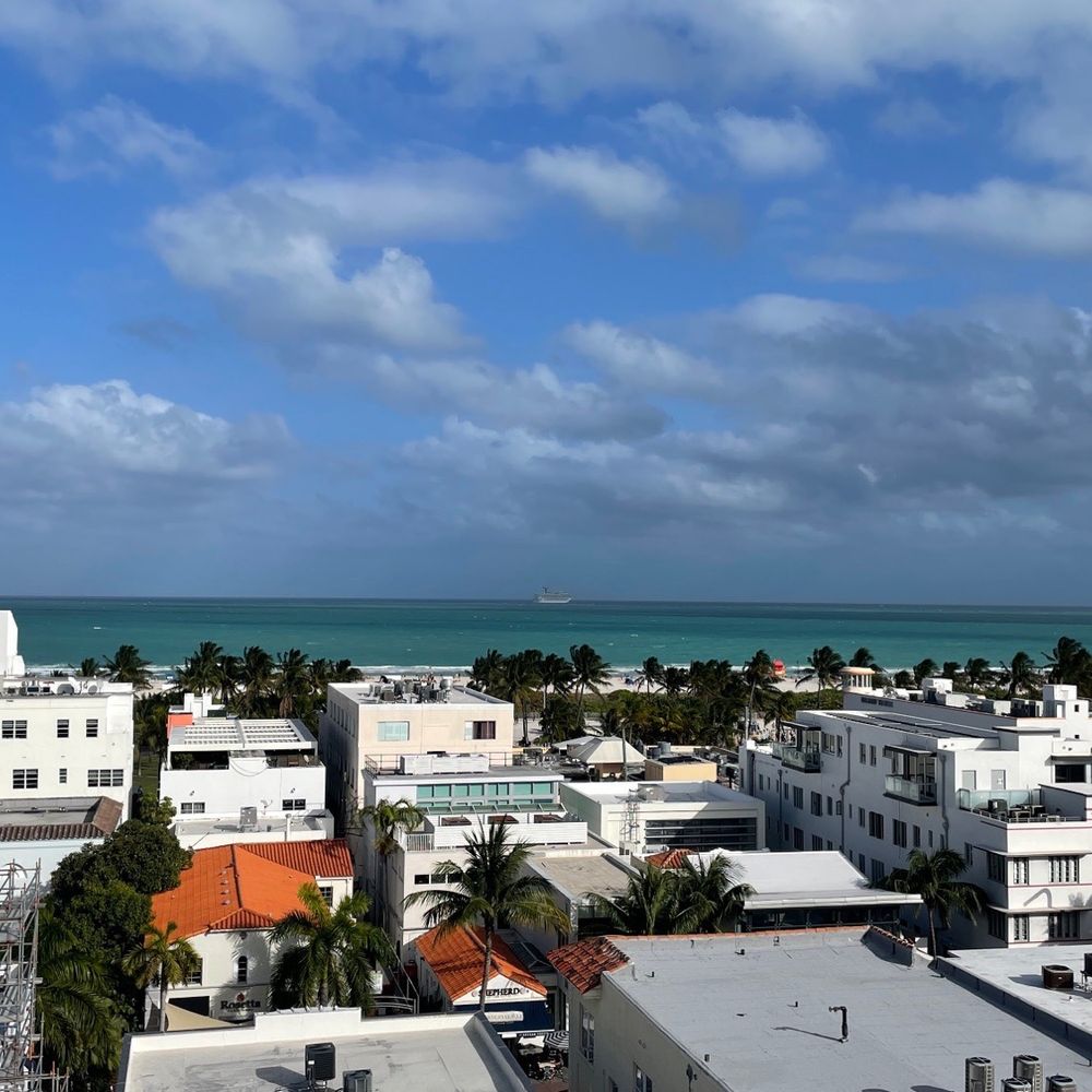 Moxy Miami South Beach - Hotels Near Me - Miami Beach, Florida Moxy Miami South Beach - Hotels Near Me - Miami Beach, Florida