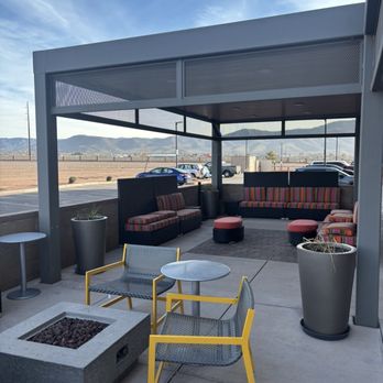 Hampton Inn Alamogordo - Outdoor patio - Hotels Near Me - Alamogordo, New Mexico Hampton Inn Alamogordo - Outdoor patio - Hotels Near Me - Alamogordo, New Mexico