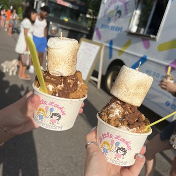 Little Ladies Soft Serve - Luella (s'more sundae) - Food Trucks Near Me - Westerville, Ohio Little Ladies Soft Serve - Luella (s'more sundae) - Food Trucks Near Me - Westerville, Ohio