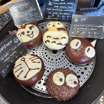 Japonaise Bakery and Cafe - Totoro (Choco) - Bakeries Near Me - Brookline, Massachusetts