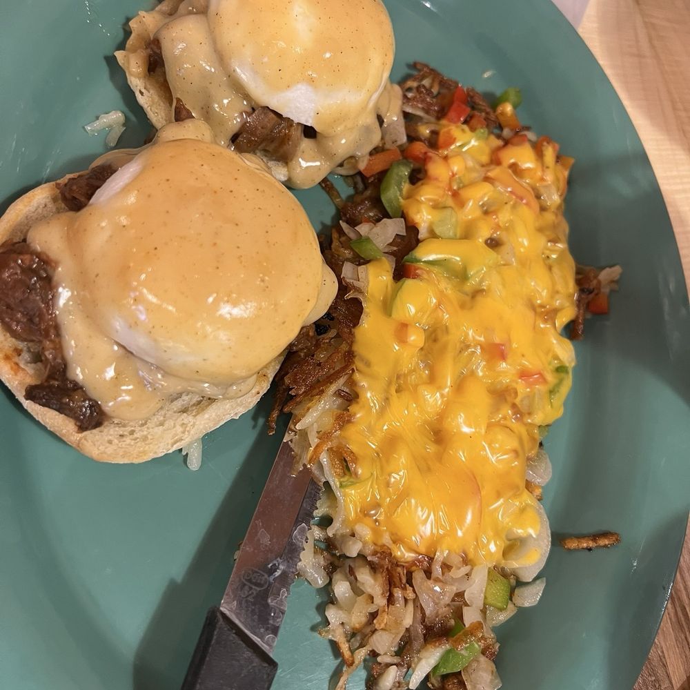 Mullets Norwalk - Burnt Ends Benedict - Breakfast & Brunch Near Me - Norwalk, Iowa Mullets Norwalk - Burnt Ends Benedict - Breakfast & Brunch Near Me - Norwalk, Iowa