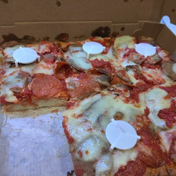 Cacciatori Pizza - Sicillian or Chicago style? - Pizza Near Me - Nanuet, New York