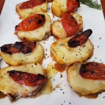 A Grape in the Fog - Moro Melts w/ roasted tomato - Wine Bars Near Me - Pacifica, California A Grape in the Fog - Moro Melts w/ roasted tomato - Wine Bars Near Me - Pacifica, California
