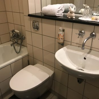 Hotel Alexandra - Bathroom. - Hotels Near Me - Copenhagen, 84