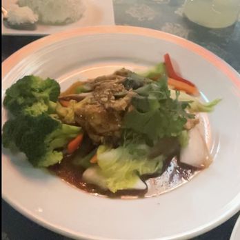 Thai Chang Restaurant - Garlic & Pepper Chicken - Thai Near Me - Stroudsburg, Pennsylvania Thai Chang Restaurant - Garlic & Pepper Chicken - Thai Near Me - Stroudsburg, Pennsylvania