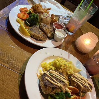 O. C. White's Restaurant - Homemade Blue Crab Cakes and the Seafood Combo - Seafood Near Me - St Augustine, Florida O. C. White's Restaurant - Homemade Blue Crab Cakes and the Seafood Combo - Seafood Near Me - St Augustine, Florida