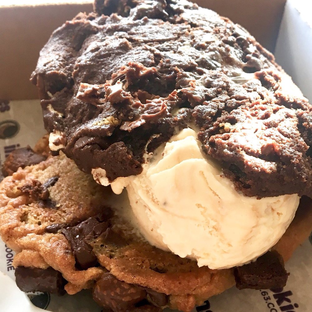 Insomnia Cookies - Desserts Near Me - Lexington, Kentucky